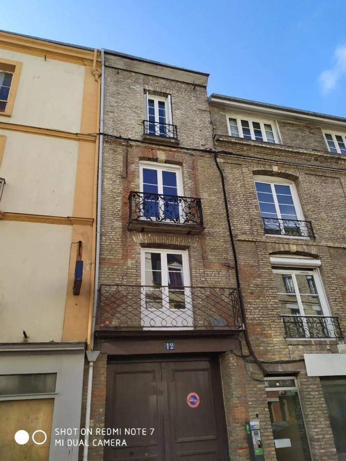 2 Emplacement Parfait ! 150M De La Mer Et De La Rue Pietonne Dieppe Exterior photo